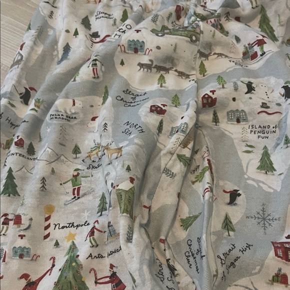 Festive Holiday Print PJ’s - Picture 5 of 6